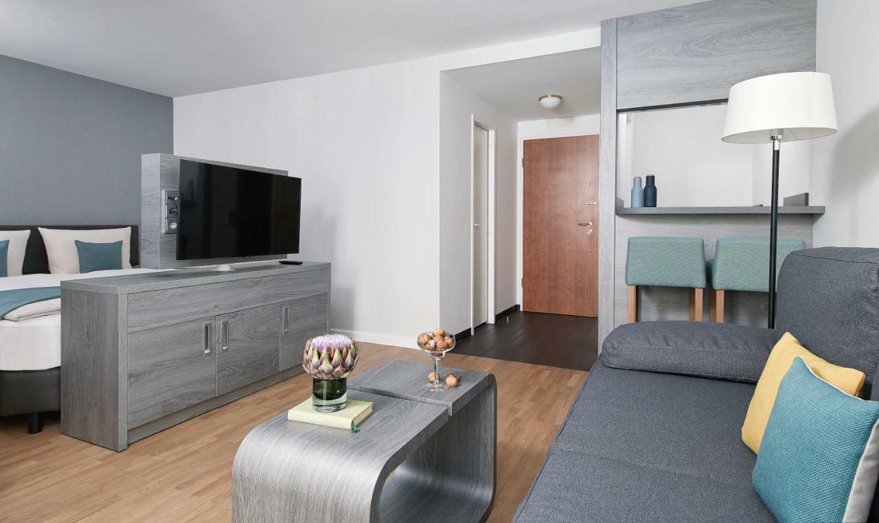 Living Apartahotel 3*